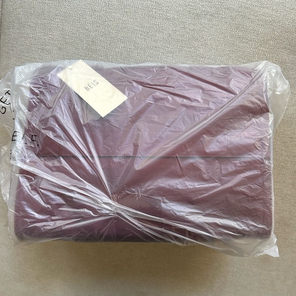 NWT BEIS Burgundy Book Tote - Picture 4 of 5